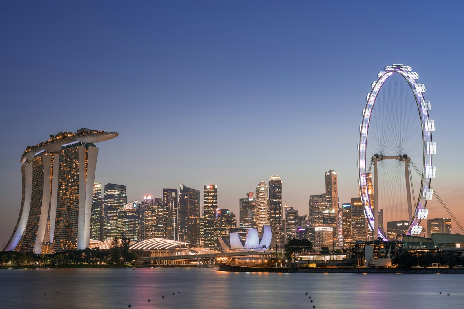 Singapore Marina Bay skyline at dusk